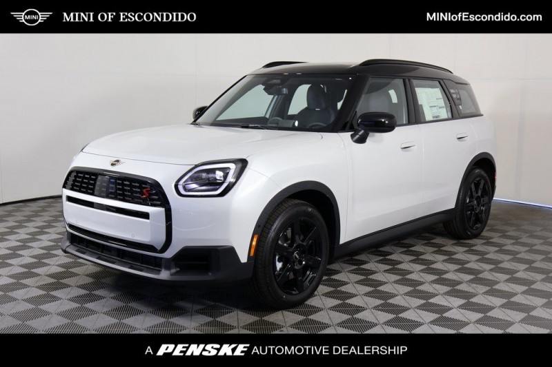 2026 MINI Cooper S Countryman Base WMZ23GA04T7U09007