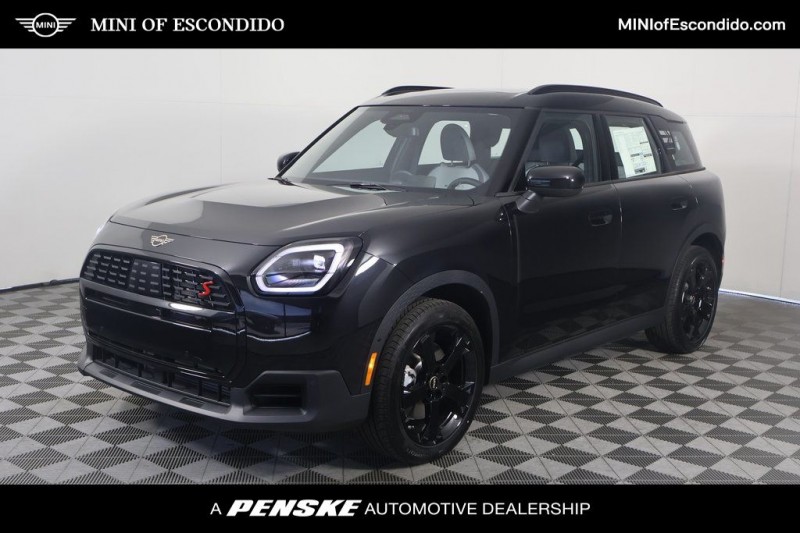 2025 MINI Cooper S Countryman Base WMZ23GA07S7T41168
