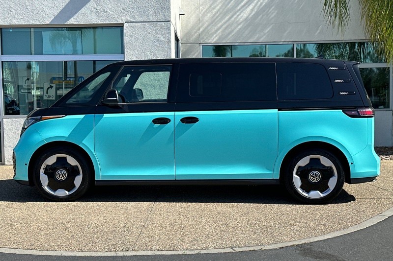 2025 Volkswagen ID. Buzz Pro S WVGAWVEB3SH019653