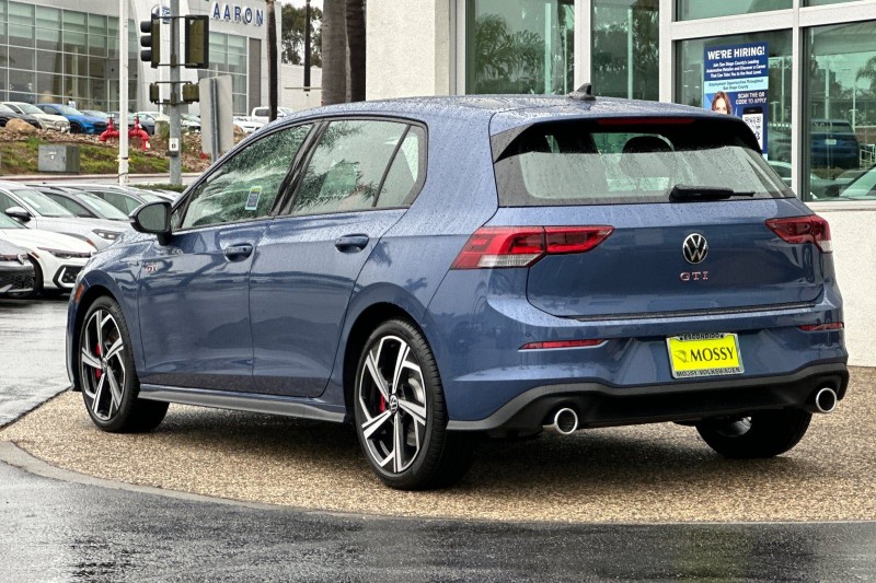 2026 Volkswagen Golf GTI 2.0T SE WVW3E7CD2TW182324