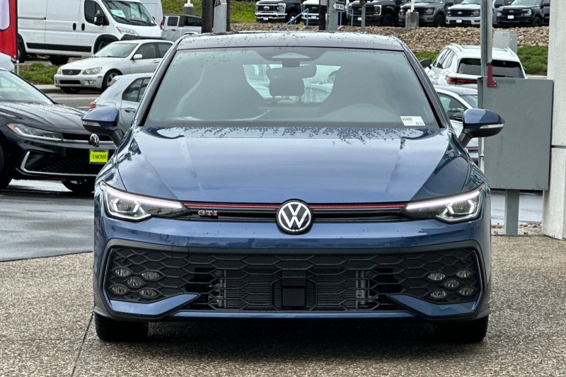 2026 Volkswagen Golf GTI SE - Photo 8