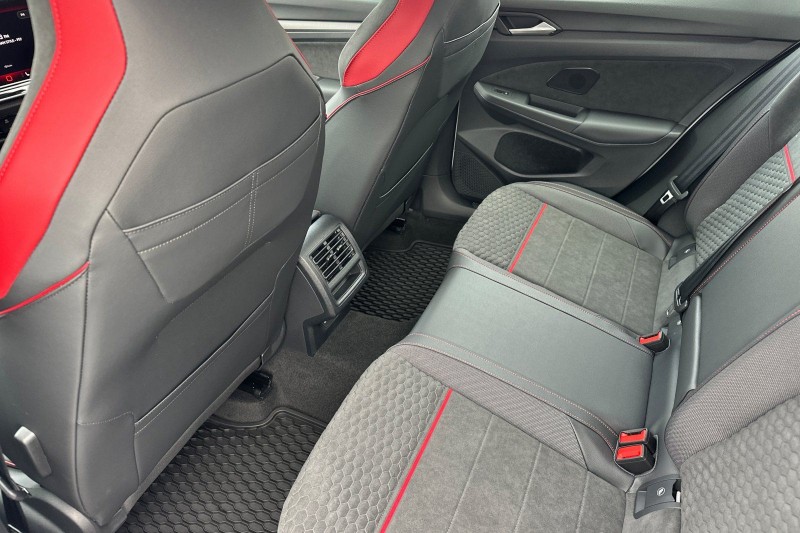 2026 Volkswagen Golf GTI 2.0T SE WVWSE7CDXTW167310
