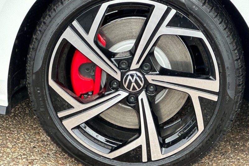 2026 Volkswagen Golf GTI 2.0T SE WVWSE7CDXTW167310