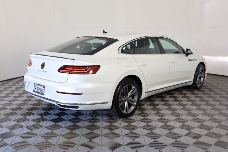 2023 Volkswagen Arteon 2.0T SE R-Line WVWSR7AN8PE001556