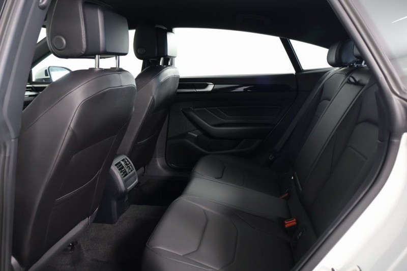 2023 Volkswagen Arteon 2.0T SE R-Line WVWSR7AN8PE001556