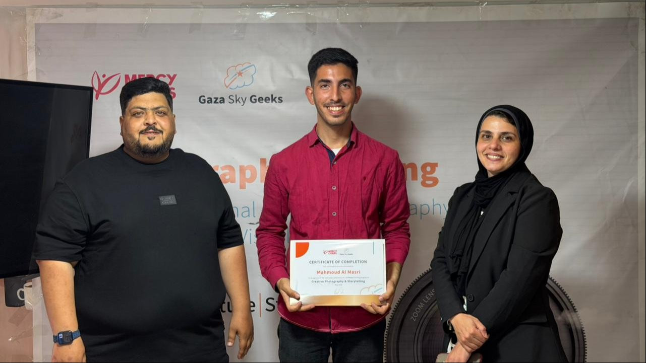 Workshop in photographing and storytelling with Gaza Sky Geeks in collaboration with Soliman Hijjy.