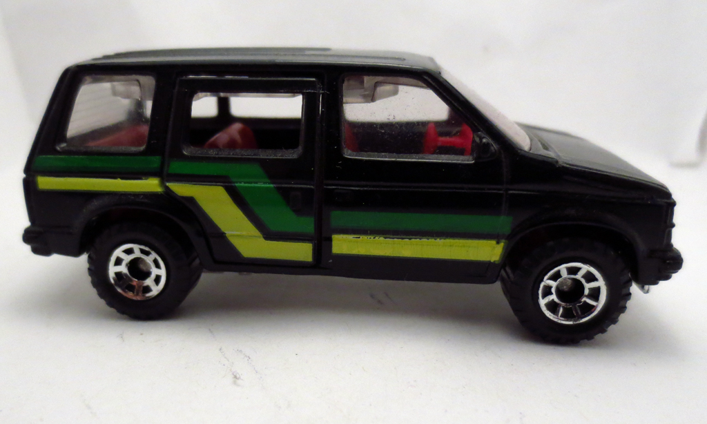 Игрушка dodge caravan