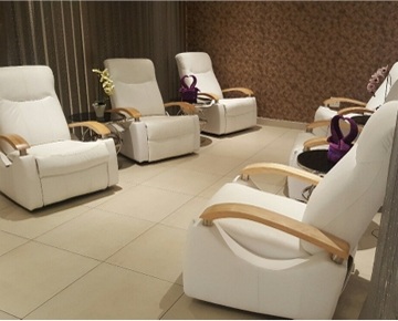 Magic Spa Come and experience the wide range of treatments we have to offer at Magic Spa. For a day of total relaxation and rejuvenation, give your life a refreshing boost with our services. Stay forever young with permanent make-up, eyelash extensions, waxing, threading & tinting, manicures & pedicures, facials and variety of massages performed by well-trained therapists.