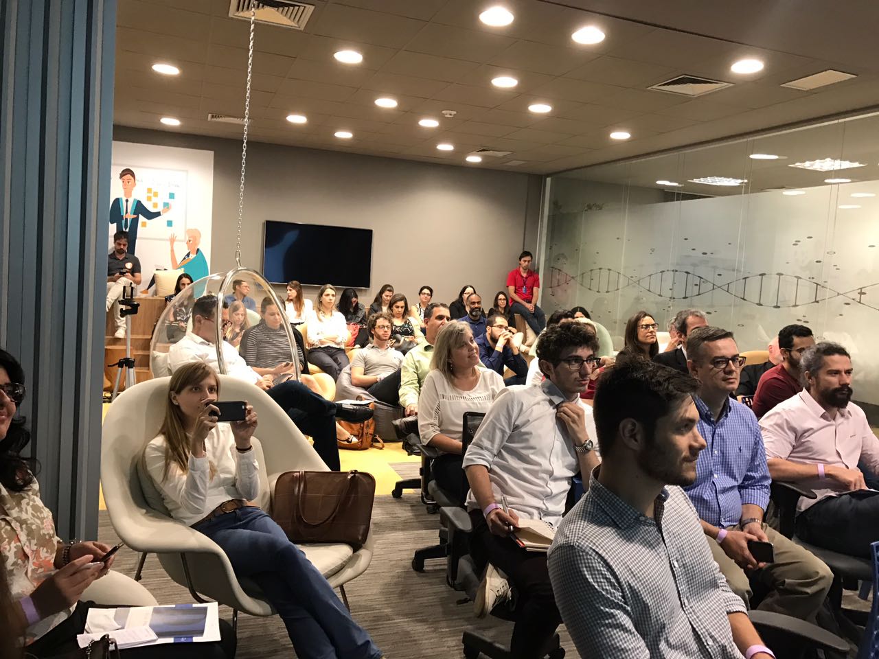 Desafios digitais na saÃºde em palestra com Marcelo Felix na Eretz