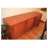 mobler credenza