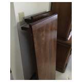 2)18” aproned leaves