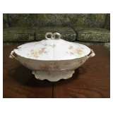 Haviland cov’d vegetable bowl
