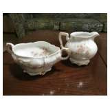 Havilan creamer & Sugar