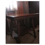 Table with Barley twist legs