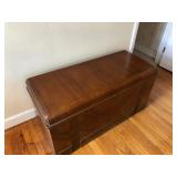 Lane Cedar Chest excellent condition