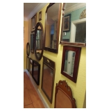 Assorted mirrors & artwork