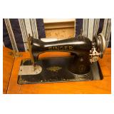 •	Singer Sewing Black in cabinet, Serial No. B24962, Class Model #15, 40,000 allotted in March 25, 1