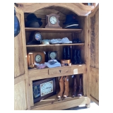 Men’s hats & boots 