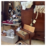Sewing box furniture piece