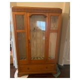 Antiques 11 gun cabinet