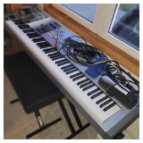 Yamaha Motif ES8 Keyboard