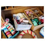 Ribbons/bows