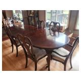 Dining Room Table & chairs