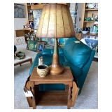 Mid century lamp & Vtg magazine table 