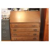 Desk Early American style slant front 19d 41h 38w $200