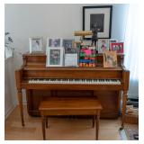 Story & Clark Piano