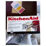 Various kitchen items