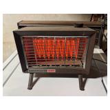 Vintage 1960s Superelectric 627 Instant Space Heater.$36