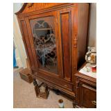 China cabinet 