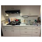 Knives and kitchen utensils 