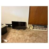 Monitor and Casio keyboard 