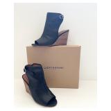 Lucky Band Peep Toe Wooden Wedged Sandals
