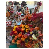 Lots of seasonal decor