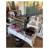  More kitchen appliances.