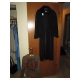 Office Right Back Bedroom Pendleton Sweater Aztec design Large, Wool Coat