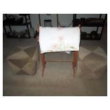 Upstairs Bedroom Left: 2 ottoman