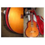 2nd Bed Room: RIO Guitar (Small Ding)