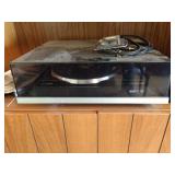 Dining Room: Quanta 720 Turntable