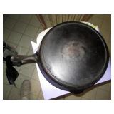 12" Griswald Casr Iron pan