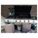 Back Yard: Quantum  Grill-Extra Burner on the side w/Sure Fire Ign.