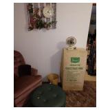 Family Room Left:  7 1/2 Foot Tree