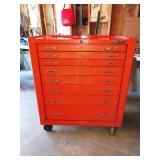 Garage: Mac Tool Roll-a-Way Box