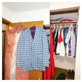 1st Bedroom Right:Raise your sights men.This is Sports Coat is in great shape.Reunion Parties ready 