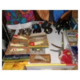 Basement: Plugs, Hooks, Spinners, Etc.