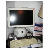 iMac G4 17" 74.53gb ST380020A