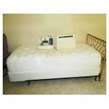 Single bed w/frame & metal headboard